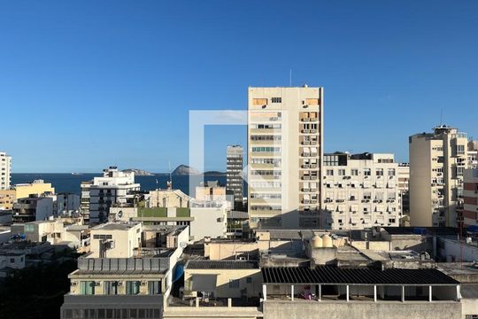 Vista da sala de apartamento para alugar com 2 quartos, 68m² em Ipanema, Rio de Janeiro