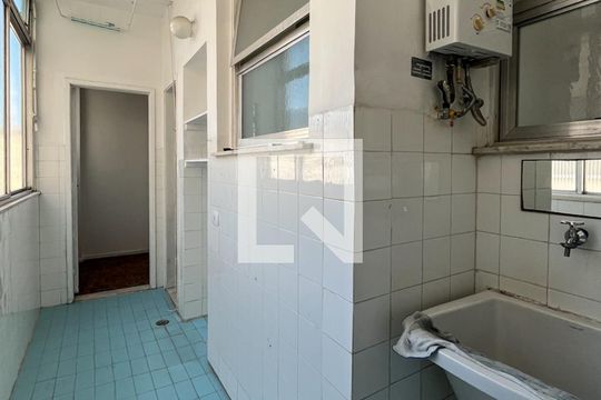 Área de serviço de apartamento para alugar com 2 quartos, 68m² em Ipanema, Rio de Janeiro