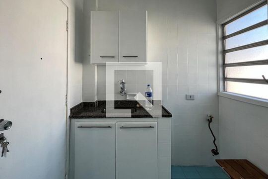 Cozinha de apartamento para alugar com 2 quartos, 68m² em Ipanema, Rio de Janeiro