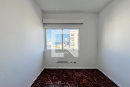 Quarto 1 de apartamento para alugar com 2 quartos, 68m² em Ipanema, Rio de Janeiro