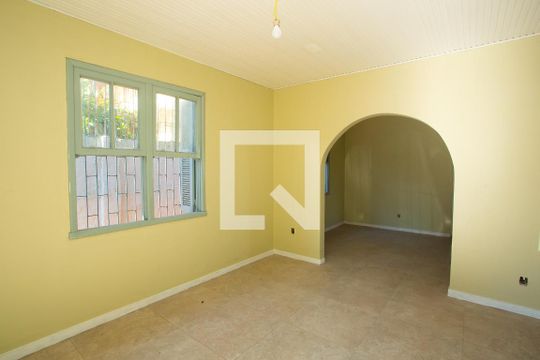 Sala 1 de casa à venda com 2 quartos, 100m² em Marechal Rondon, Canoas