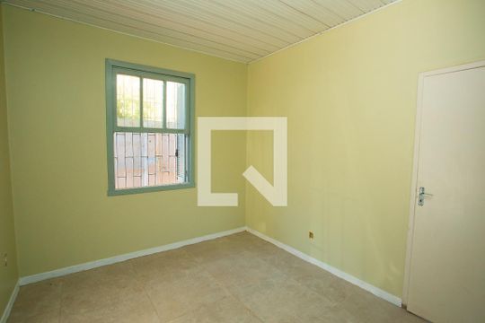 Sala 2 de casa à venda com 2 quartos, 100m² em Marechal Rondon, Canoas