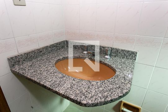 Banheiro Social de apartamento para alugar com 4 quartos, 323m² em Butantã, São Paulo