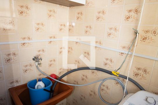 Área de Serviço de apartamento para alugar com 1 quarto, 44m² em Guilhermina, Praia Grande