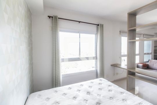 Suíte de apartamento para alugar com 1 quarto, 43m² em Melville Empresarial Ii, Barueri