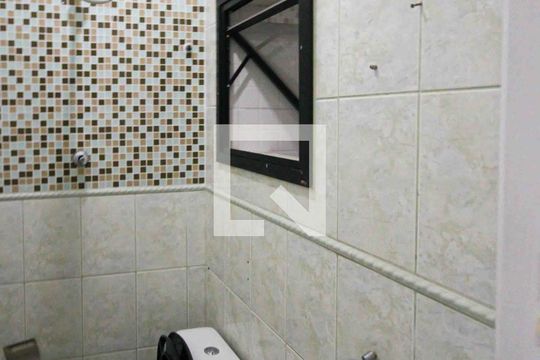 Lavabo de casa de condomínio à venda com 3 quartos, 108m² em Vila Antonieta, São Paulo