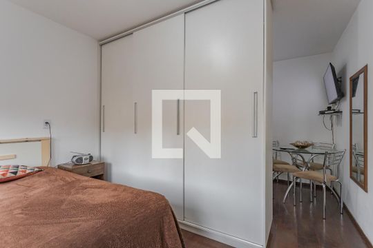 Studio de kitnet/studio à venda com 1 quarto, 50m² em Bom Jesus, Porto Alegre