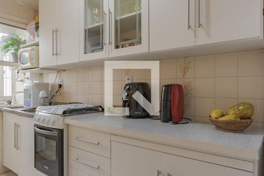 Studio de kitnet/studio à venda com 1 quarto, 50m² em Bom Jesus, Porto Alegre