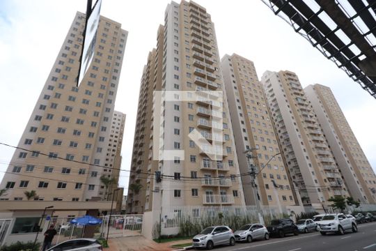 Fachada do condomínio de apartamento para alugar com 2 quartos, 35m² em Vila Graciosa, São Paulo