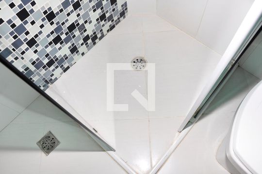 Banheiro Social de apartamento para alugar com 2 quartos, 47m² em Jardim Felicidade (zona Oeste), São Paulo