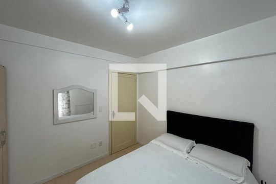 Quarto 2 de apartamento à venda com 2 quartos, 65m² em Vicentina, São Leopoldo