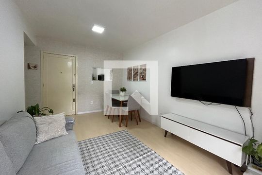 Sala de apartamento à venda com 2 quartos, 65m² em Vicentina, São Leopoldo