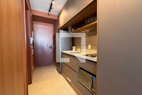 Quarto de kitnet/studio para alugar com 1 quarto, 26m² em Planalto Paulista, São Paulo