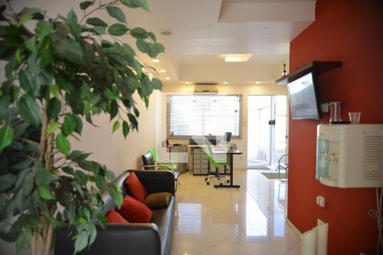 Casa à venda com 2 quartos, 108m² em Campestre, Santo André