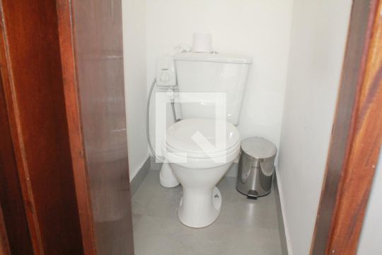Lavabo 2 de casa à venda com 3 quartos, 170m² em Picanço, Guarulhos