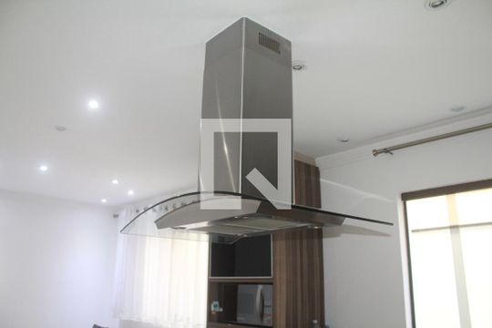 Cozinha de casa à venda com 3 quartos, 170m² em Picanço, Guarulhos