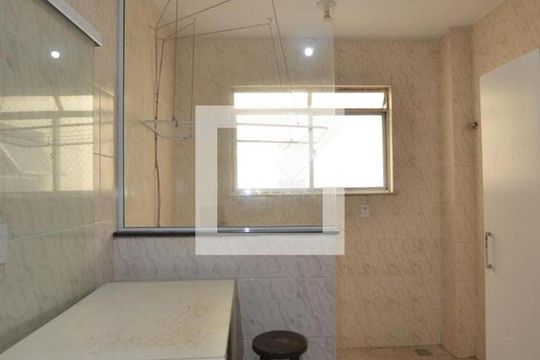 Cozinha de apartamento para alugar com 2 quartos, 77m² em Madureira, Rio de Janeiro