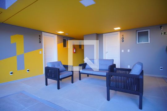 Hall de entrada de kitnet/studio à venda com 1 quarto, 40m² em Vila Nova, Novo Hamburgo