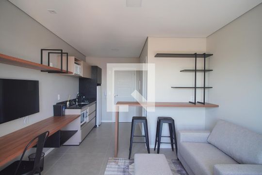 Sala/Quarto de kitnet/studio à venda com 1 quarto, 40m² em Vila Nova, Novo Hamburgo