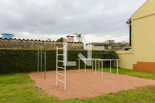Área comum de casa de condomínio à venda com 3 quartos, 120m² em Mato Grande, Canoas