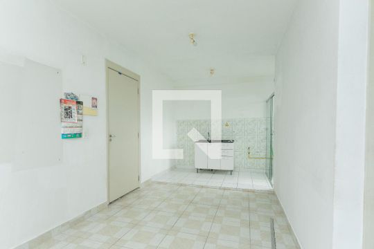 Sala de apartamento para alugar com 2 quartos, 43m² em Morro Santana, Porto Alegre