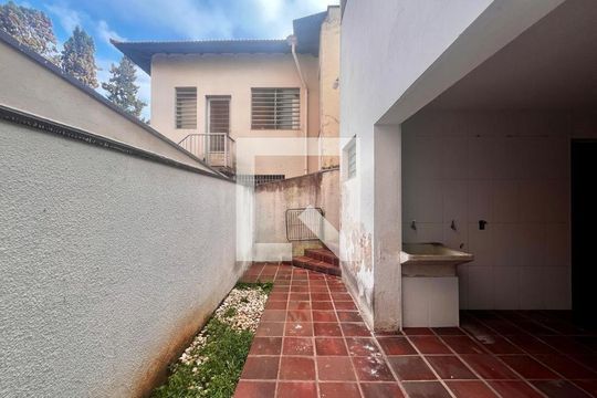 Quintal de casa à venda com 3 quartos, 153m² em Jardim Chapadão, Campinas