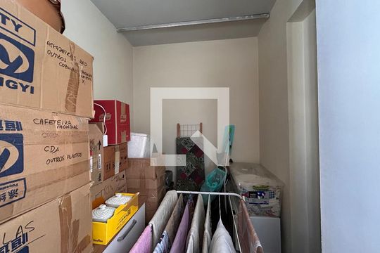 Quarto de Serviço de apartamento para alugar com 2 quartos, 70m² em Jardim Iris, São Paulo