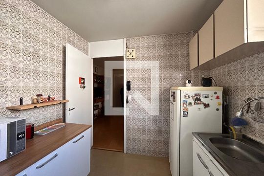 Cozinha de apartamento para alugar com 2 quartos, 70m² em Jardim Iris, São Paulo