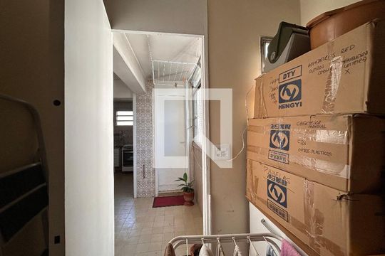 Quarto de Serviço de apartamento para alugar com 2 quartos, 70m² em Jardim Iris, São Paulo
