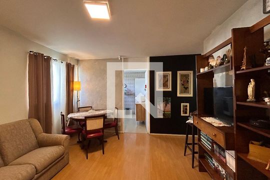 Sala de apartamento para alugar com 2 quartos, 70m² em Jardim Iris, São Paulo