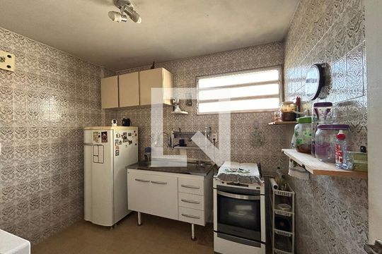 Cozinha de apartamento para alugar com 2 quartos, 70m² em Jardim Iris, São Paulo