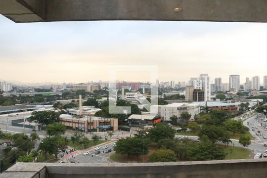 Vista da Suíte de apartamento à venda com 2 quartos, 69m² em Jardim das Perdizes, São Paulo