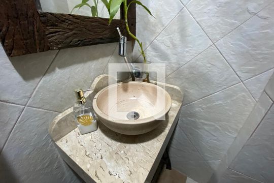 Lavabo de casa à venda com 6 quartos, 513m² em Pechincha, Rio de Janeiro