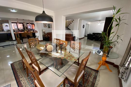 Casa à venda com 6 quartos, 513m² em Pechincha, Rio de Janeiro