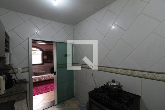Cozinha de casa à venda com 3 quartos, 140m² em Rio Branco, Belo Horizonte