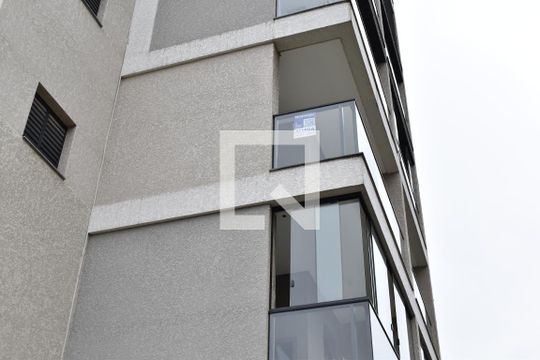 Plaquinha de kitnet/studio para alugar com 1 quarto, 30m² em Centro, São José dos Pinhais