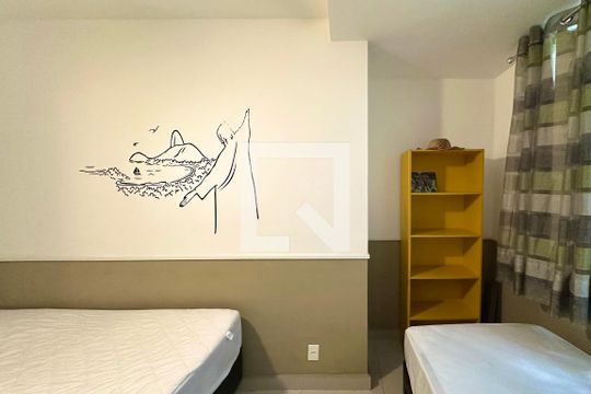 Quarto 01 de apartamento para alugar com 2 quartos, 90m² em Copacabana, Rio de Janeiro