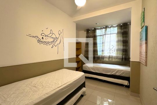 Quarto 01 de apartamento para alugar com 2 quartos, 90m² em Copacabana, Rio de Janeiro