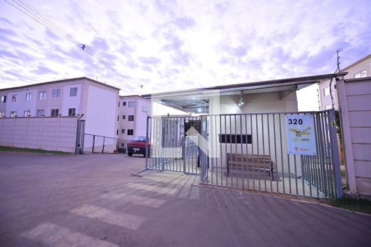 Fachada de apartamento para alugar com 2 quartos, 42m² em Residencial 14 Bis, Goiânia