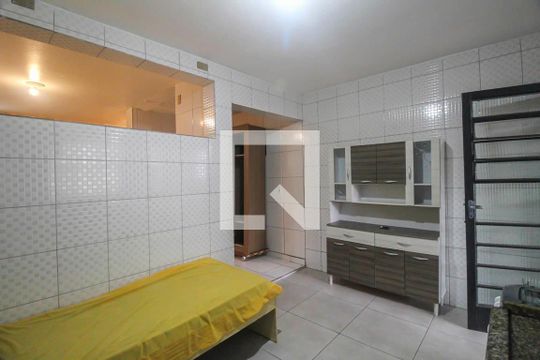 Studio de kitnet/studio para alugar com 1 quarto, 40m² em Jardim Angela (zona Leste), São Paulo