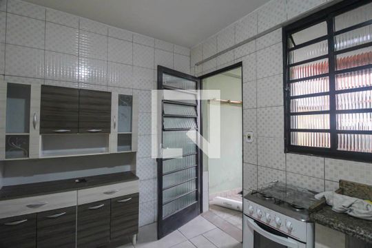 Studio de kitnet/studio para alugar com 1 quarto, 40m² em Jardim Angela (zona Leste), São Paulo