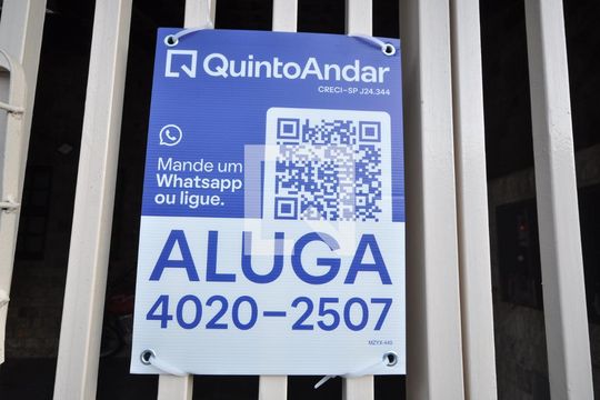 Placa de casa para alugar com 1 quarto, 60m² em Jardim Virginia Bianca, São Paulo