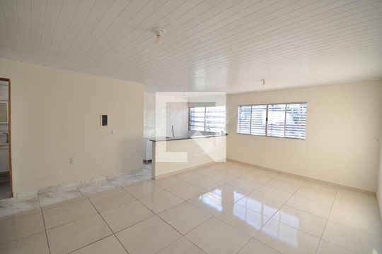Sala de casa para alugar com 1 quarto, 60m² em Jardim Virginia Bianca, São Paulo