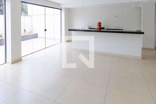 Área comum de apartamento para alugar com 1 quarto, 45m² em Funcionários, Belo Horizonte