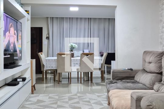 Sala de casa à venda com 3 quartos, 236m² em Parque Terra Nova Ii, São Bernardo do Campo