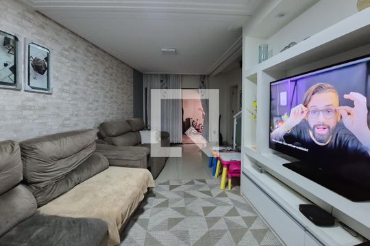 Casa à venda com 3 quartos, 236m² em Parque Terra Nova Ii, São Bernardo do Campo