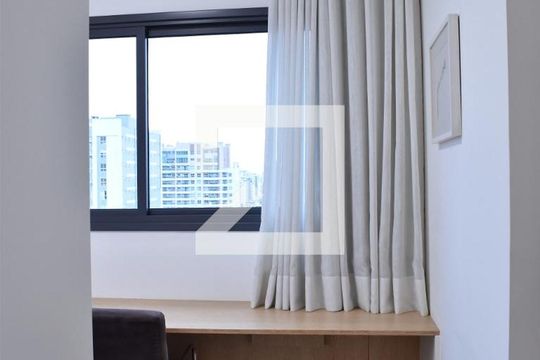 Quarto 1 de apartamento à venda com 2 quartos, 66m² em Centro, Curitiba