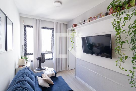 Sala de apartamento à venda com 2 quartos, 38m² em Presidente Altino, Osasco