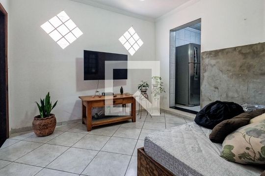 Sala 2 de casa à venda com 5 quartos, 111m² em Vila Herminia, São Paulo