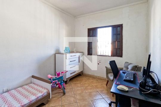 Suíte 2 de casa à venda com 5 quartos, 111m² em Vila Herminia, São Paulo